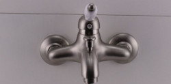 Mezclador de bañera PB Nostalgic con set de teleducha acero inoxidable