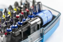 32-piece screwdriver bits set, S2 steel