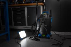 Wet and dry universal vacuum cleaner 20 l