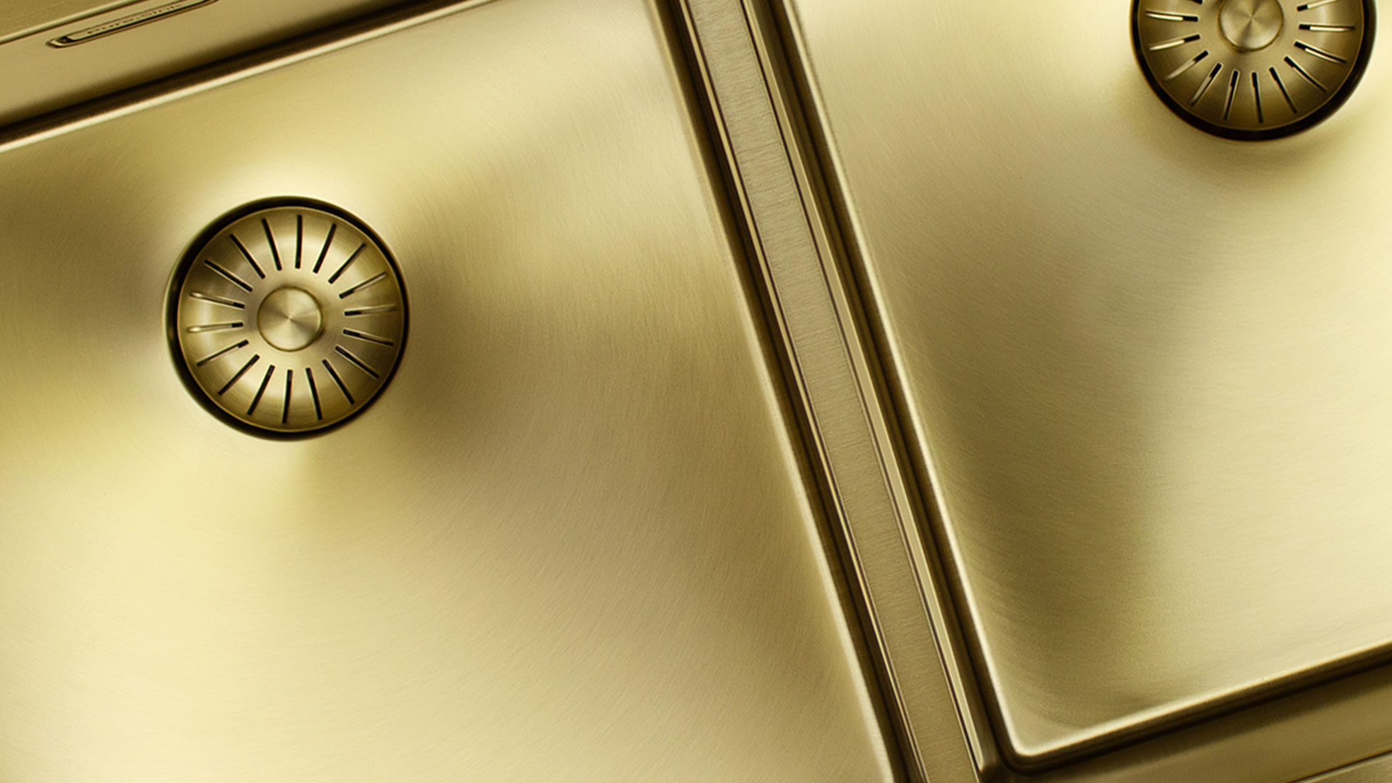 The Invisible Power of PVD-Coating: Why It Really Makes a Difference in Modern Kitchens