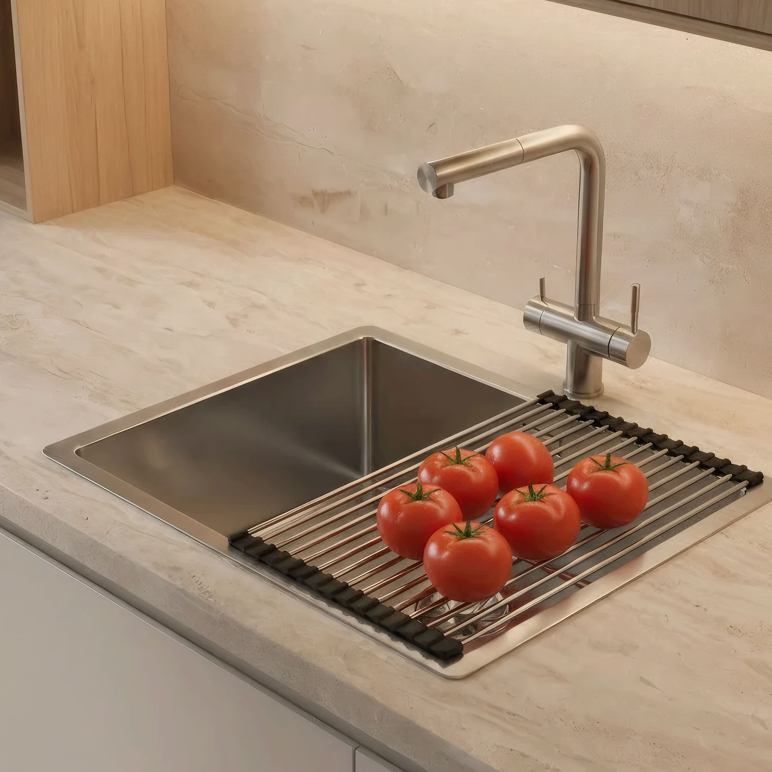 Roll-Up vs. Lay-On Drainers: Which Works Best for Your Kitchen?